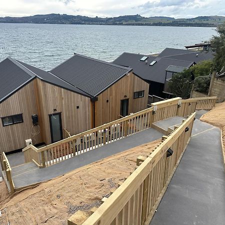 Brand New Lake Front Homes Spa Pool Taupomeer Buitenkant foto